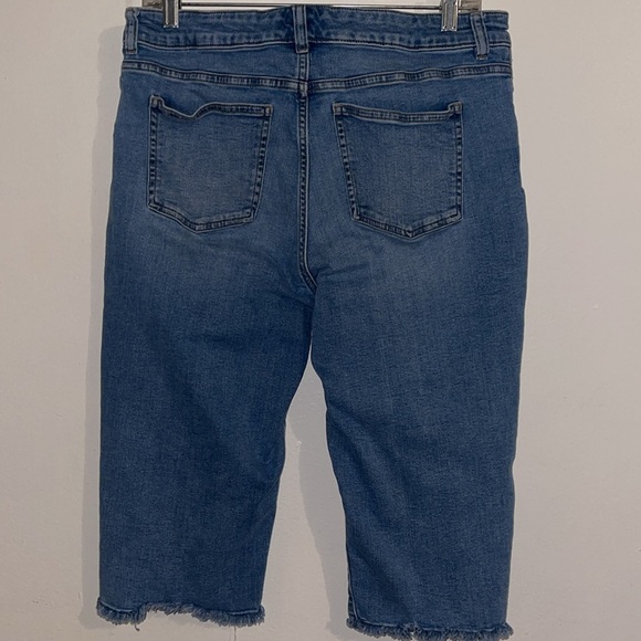 🌹CHAPS STRETCHY KNEE JEANS - Picture 3 of 5